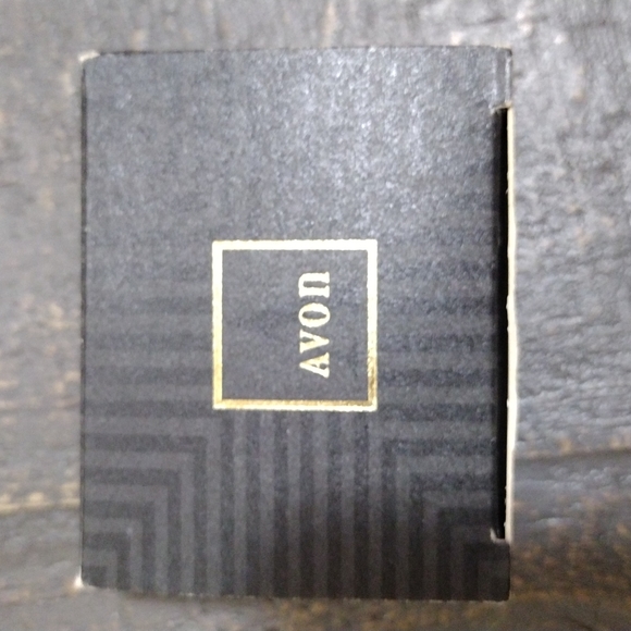 VINTAGE AVON 1992 ENAMEL PEACE PIN - Picture 5 of 6